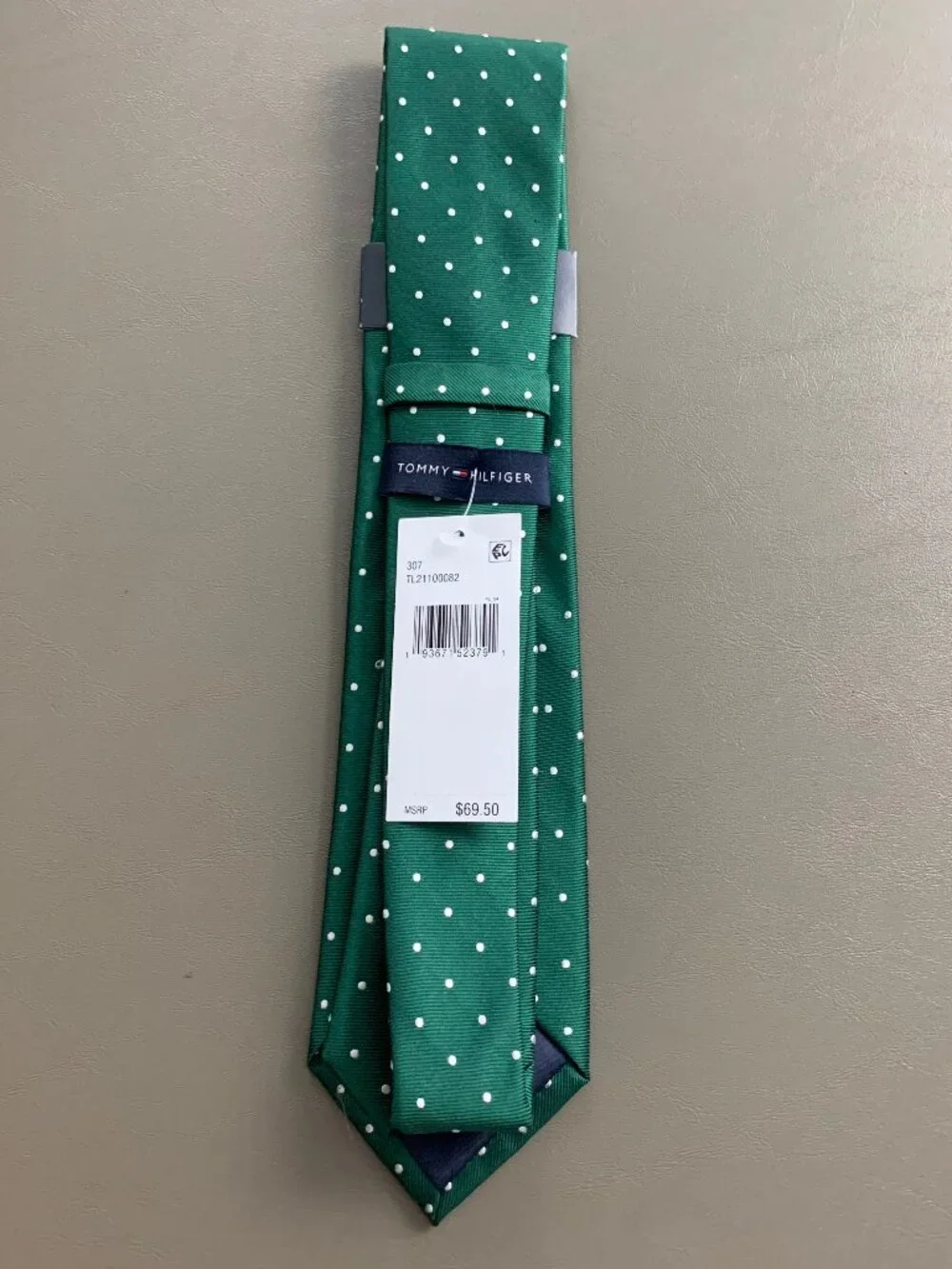 Tommy Hilfiger Men's 3'' Silk Blend Neck Tie, Green Festive Dot, One Size